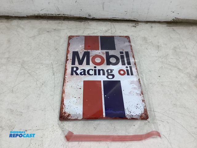 Lot 2-76354 - Mobil oil metal tin sign approx. 8”x12”