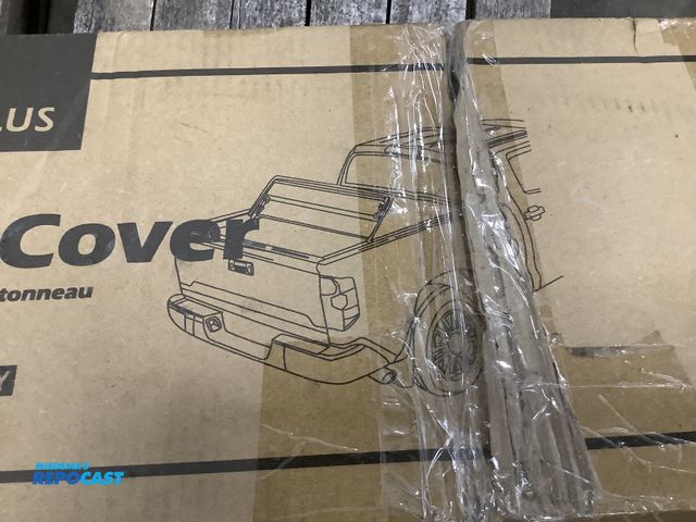 Lot 2-99959 - New mostplus 2014-2018 Chevy 6.5ft box complete off road 4x4 diy tonneau cover