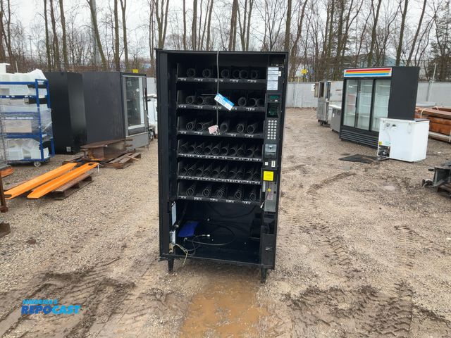 Lot 2-93768 - Crane 159 Vending machine Door is broken off