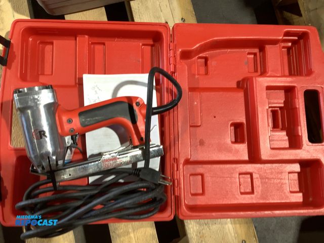 Lot 2-79247 - Robert’s electric stapler