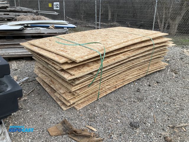 Lot 2-61968 - Skid lot of assorted sized ply wood boards
