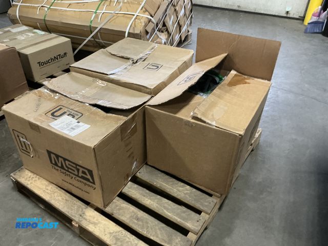 Lot 2-63129 - Skid lot of MSA safety company construction quality protective green helmets 3 boxes