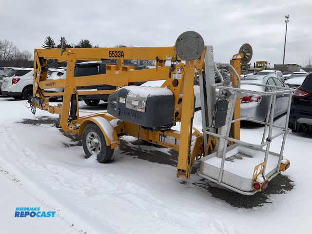 Lot 2-21223 - 2021 Haulotte 5533A Towable Man Lift