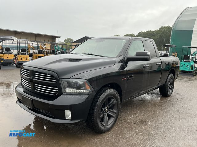 Lot 2-31181 - 2015 Ram 1500 Sport Quad Cab 4WD Standard Box Quad Cab Pickup Truck 4x4