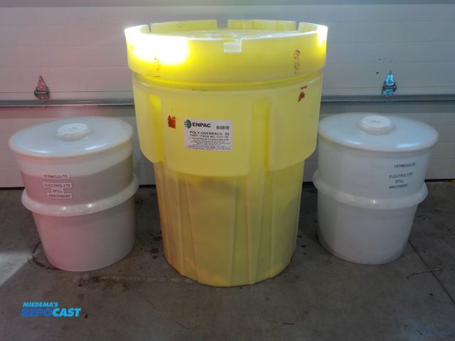 Lot 2-34104 - Spill Kit Station; Enpac Poly-Overpack 95 Part and Vermiculite Electrolyte Spill Absorbent