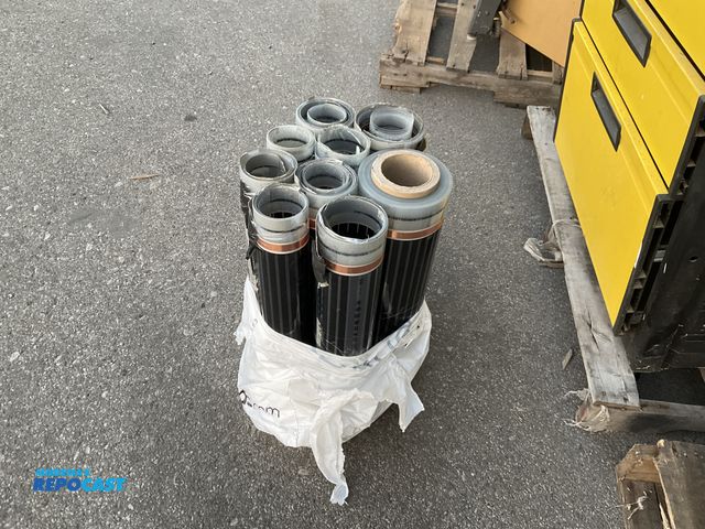 Lot 2-62705 - approx. 500 sq ft of 220v electric warm floor infrared heating film
