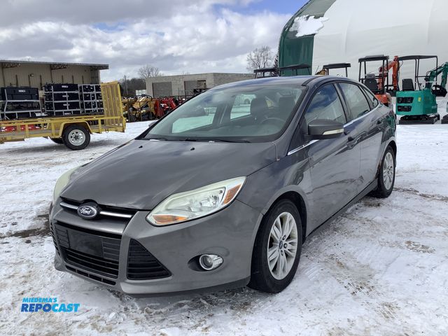 Lot 2-40878 - 2012 Ford Focus SEL Sedan FWD