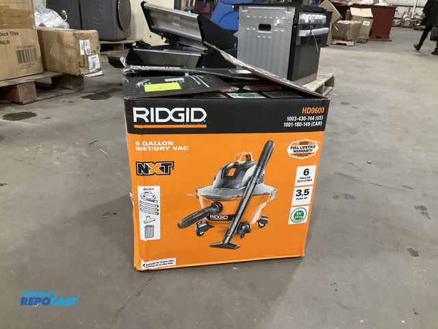 Lot 2-60824 - Ridgid 6 Gallon Wet/Dry Shop Vac Model HD0600 3.5 Peak HP (new in box, never used, powers on)