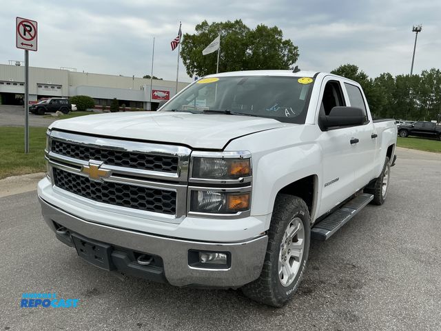 Lot 2-62628 - 2014 Chevrolet Silverado 1500 LT Crew Cab Standard Box Pickup Truck 4x4
