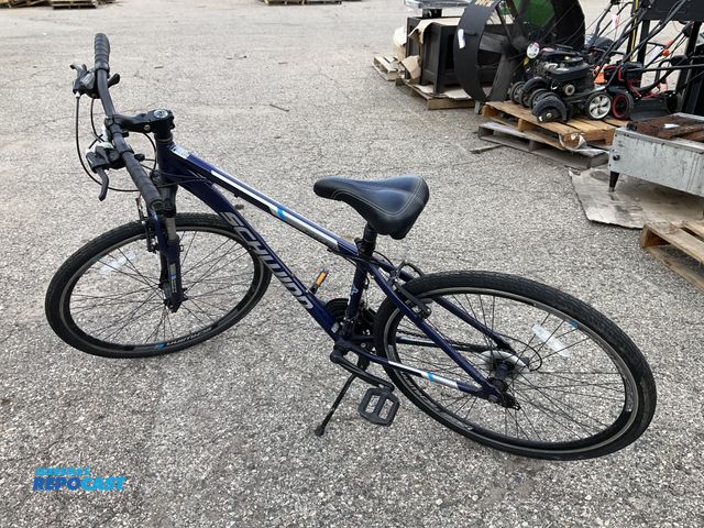 Lot 2-69172 - SCHWINN Trail Way aluminum light weight bike