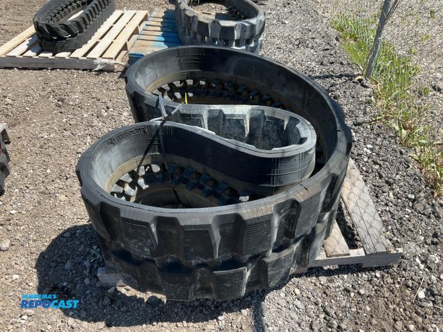 Lot 2-91996 - Lot of (1) Rubber Skid Steer Track 450 x 86 x 56 Skid Steer