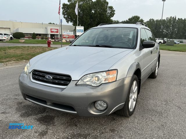 Lot 2-16350 - 2006 Subaru Legacy 2.5i SUV AWD