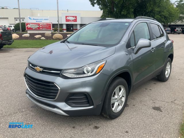 Lot 2-42117 - 2020 Chevrolet Trax LT SUV AWD