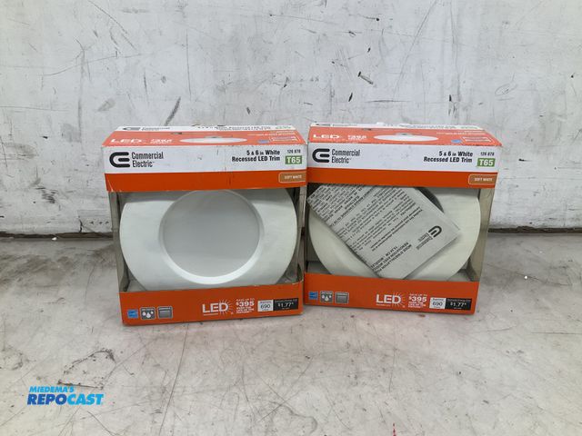 Lot 2-79833 - Lot of (2) Commercial electric 5 and 6 LED recessed white trim light 126878 T65