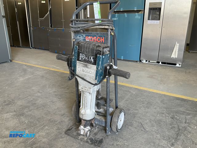 Lot 2-61014 - Bosch Brute Turbo Electric Powered Jack Hammer