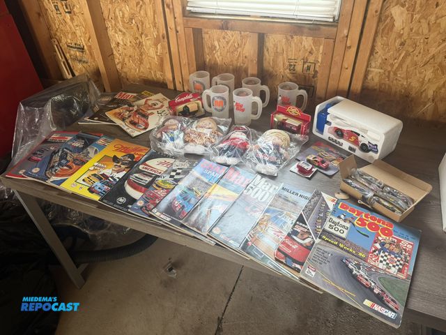 Lot 2-18784 - Lot of various collectible items, includes: miscellaneous NASCAR race programs, diecast cars and Cam...