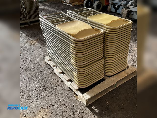 Lot 2-21850 - Approximately 50 Plastic Folding Chairs Metal Frame