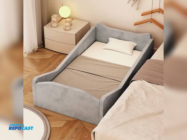 Lot 2-96136 - New JOYMOR Toddler Bed, Toddler Floor Bed Frame with Guard Rails, Soft Velvet Bed for Infant, Kids B...
