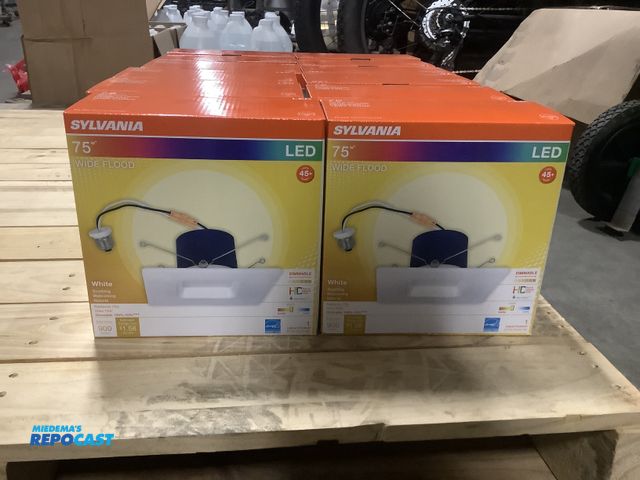 Lot 2-67400 - Lot of (12) Sylvania 75w wide flood LED lights in soothing white