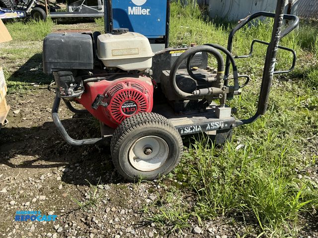 Lot 2-16144 - Sherwin Williams 3004 contractor series Honda GX340 11.0 pressure washer