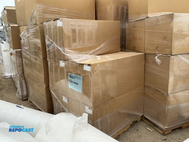 Lot 2-24729 - (5 boxes) of 12”x15.5”+1 Lip and tape 3/16” AS bubble bags, 275 per box