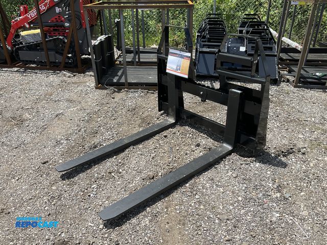 Lot 2-10862 - New AGT SSCPF48-6600-WFF Skid Steer Fork Attachment 48” Quick Attach
