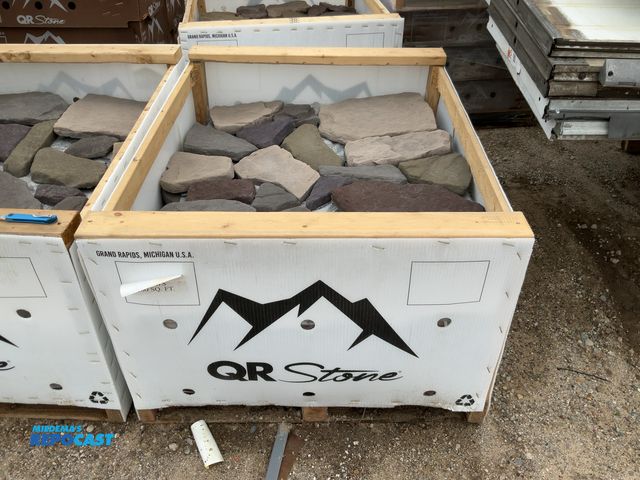 Lot 2-27571 - QR Stone dressed fieldstone walnut flats, 100 SQ. FT.