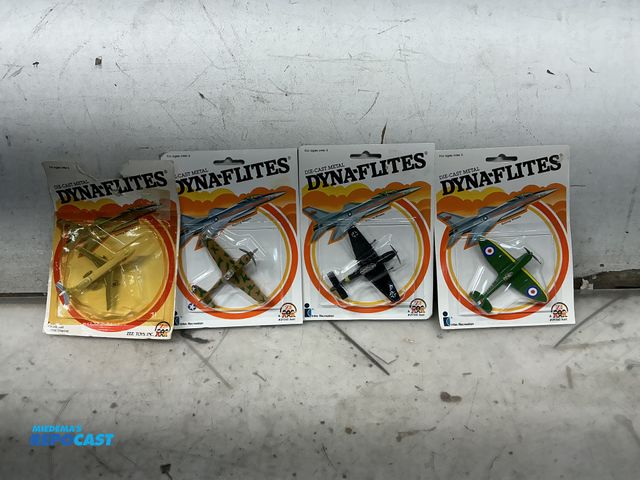 Lot 2-95989 - Lot of (4) Die-cast Metal Super Dyna-Flites