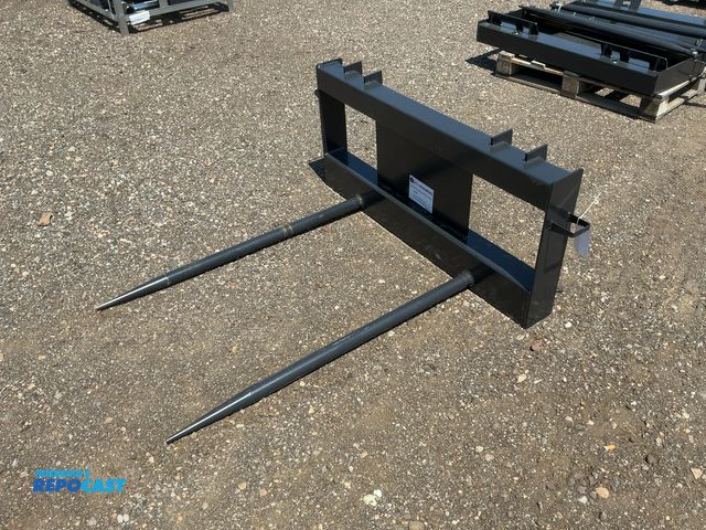 Lot 2-44583 - New JCT Bale Spear Skid Steer Attachment, Universal Quick Attach, Has Two Spears that Stick Out Appr...