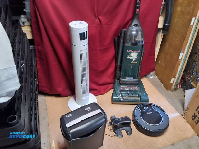 Lot 2-96421 - BLUELK TOWER FAN, HOOVER VACUUM, AURORA PAPER SHREDDER, SHARK ROBOT VACUUM