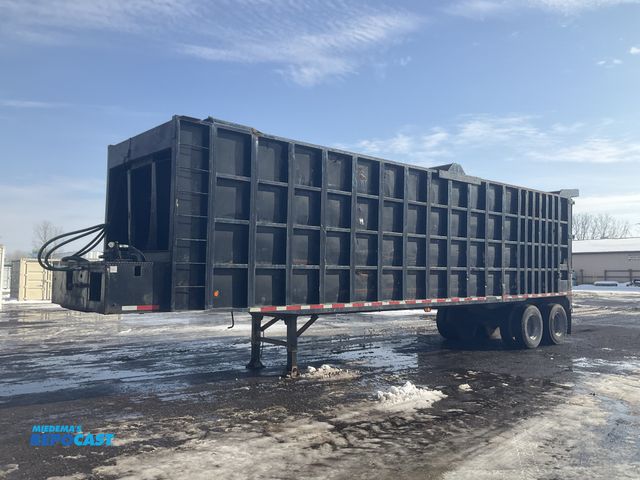 Lot 2-10607 - 1998 Great Dane Hydraulic Push-Out Semi Trailer