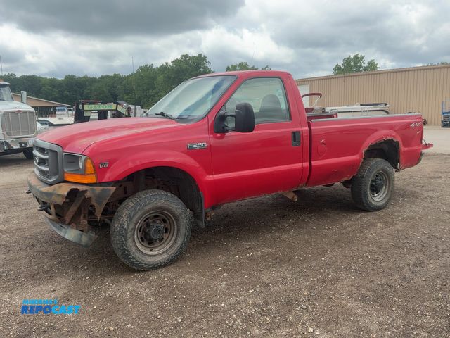 Lot 2-44896 - 2001 Ford F-250 Regular Cab Long Box Pickup Truck 4x4