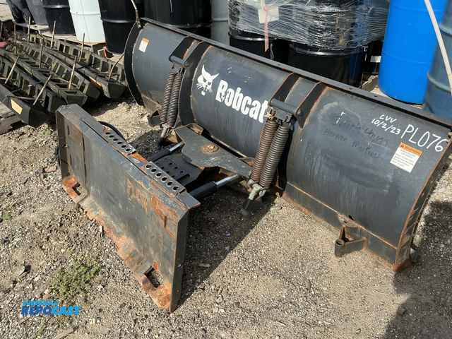 Lot 2-99909 - Bobcat plow