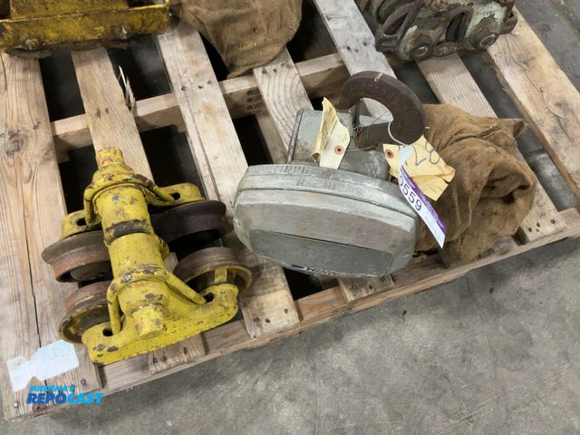 Lot 2-30559 - CM 1-1/2 Ton Manual Chain Hoist with 1 Ton I-Beam Trolley