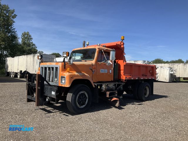 Lot 2-40701 - 1996 International 2554 Dump Truck