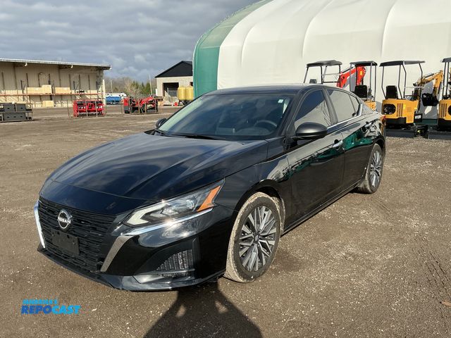 Lot 2-91603 - 2025 Nissan Altima 2.5 SV Sedan FWD
