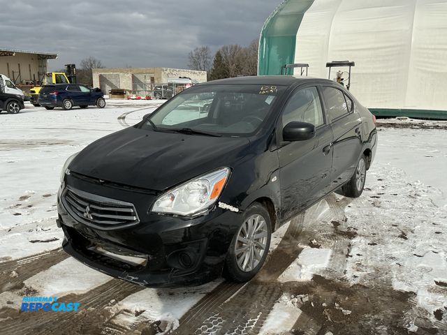 Lot 2-43385 - 2018 Mitsubishi Marage G4 ES Sedan FWD