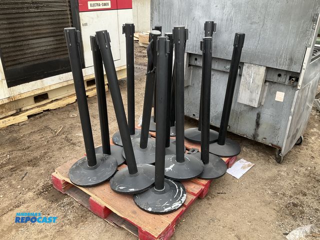 Lot 2-92093 - Lot of (13) quick queue and tenseabarrior retractable belt crowd control sanctions