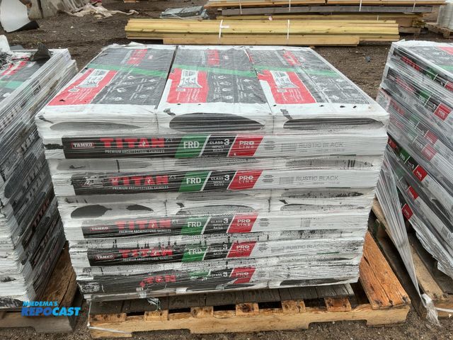 Lot 2-65844 - Skid Lot of Titan Premium Architectural Shingles Rustic Black LN04