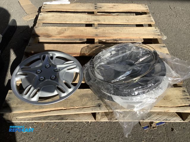 Lot 2-34860 - (4) 15” Plastic Rim Covers For a 2000-2006 Toyota Camry