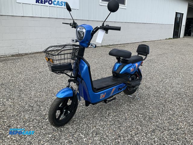Lot 2-61984 - EV Electric Scooter New SDLANCH EV Electric Scooter, Battery Operated, Steel Frame, Painted Plastic ...