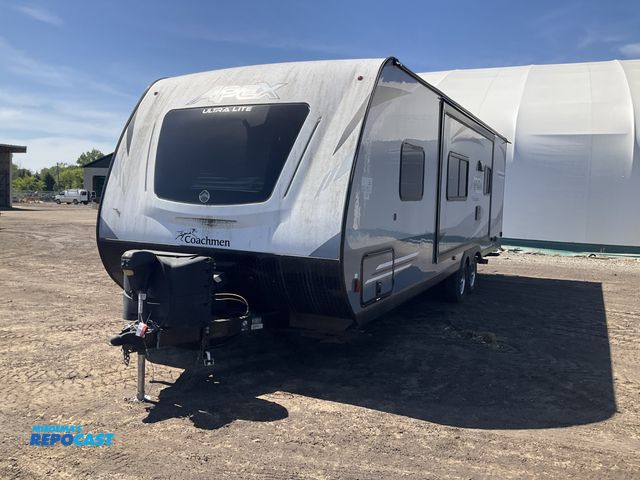 Lot 2-70236 - 2020 Coachmen Apex Ultra Lite 251RBK Camper Travel Trailer