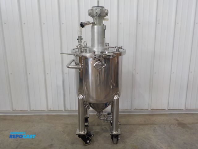 Lot 2-34222 - Pressure pot with Parker air motor; The Parker TAM4-030S is a Taiyo Radial Piston Air Motor, which i...
