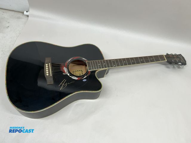 Lot 2-55306 - Autographed Marconi MK4116 Guitar(DOBSON)