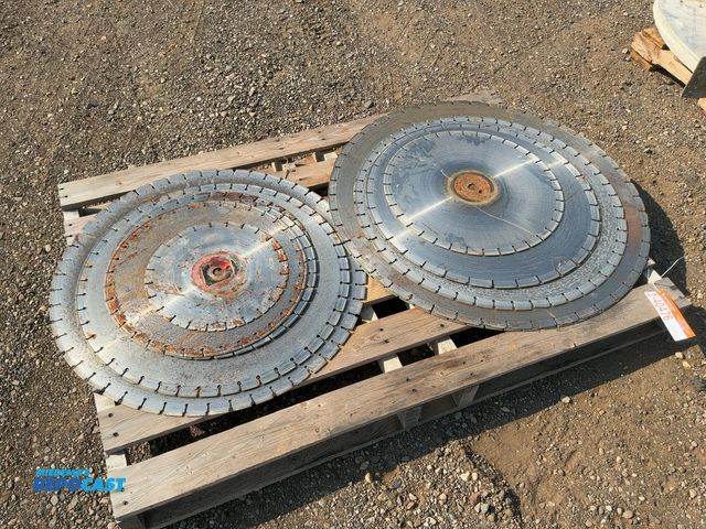 Lot 2-40476 - (12) Used Concrete Saw Blades, 1" diameter arbor hole, sizes include approx. 36", 30", 26", 20", and...