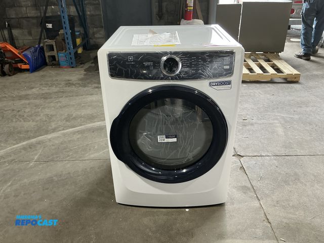 Lot 2-46430 - Scratch & Dent Electric Electrolux ELFE7626BW0 Dryer
