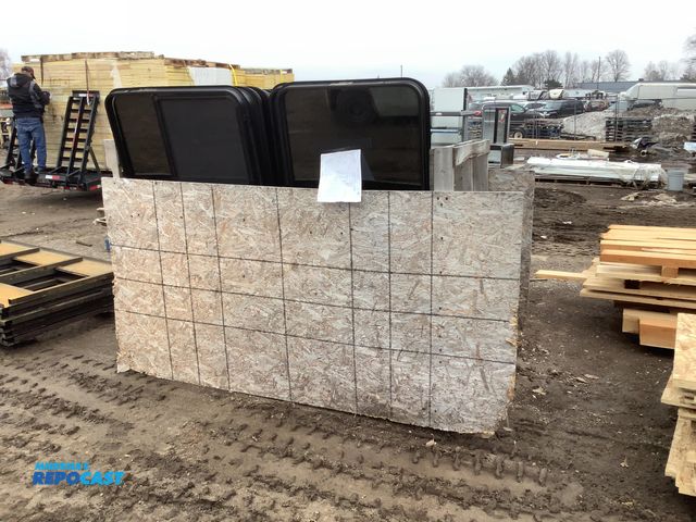 Lot 2-93472 - Crate of Windows, 11 of 48x29 and 20 of 60x29