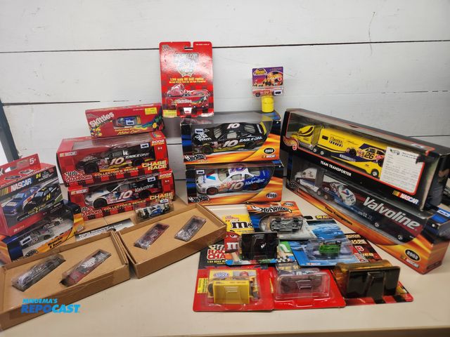 Lot 2-96484 - Large Lot of NASCAR Diecast Cars and Collectibles by Racing Champions and Hot Wheels. Most-to-all ar...