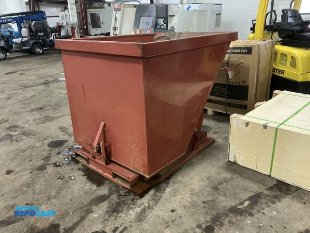Lot 2-3450 - Kit Container Forkable Dump Hopper