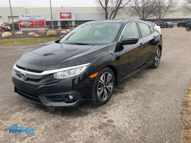 Lot 2-43355 - 2018 Honda Civic EX-T Sedan CVT Sedan FWD